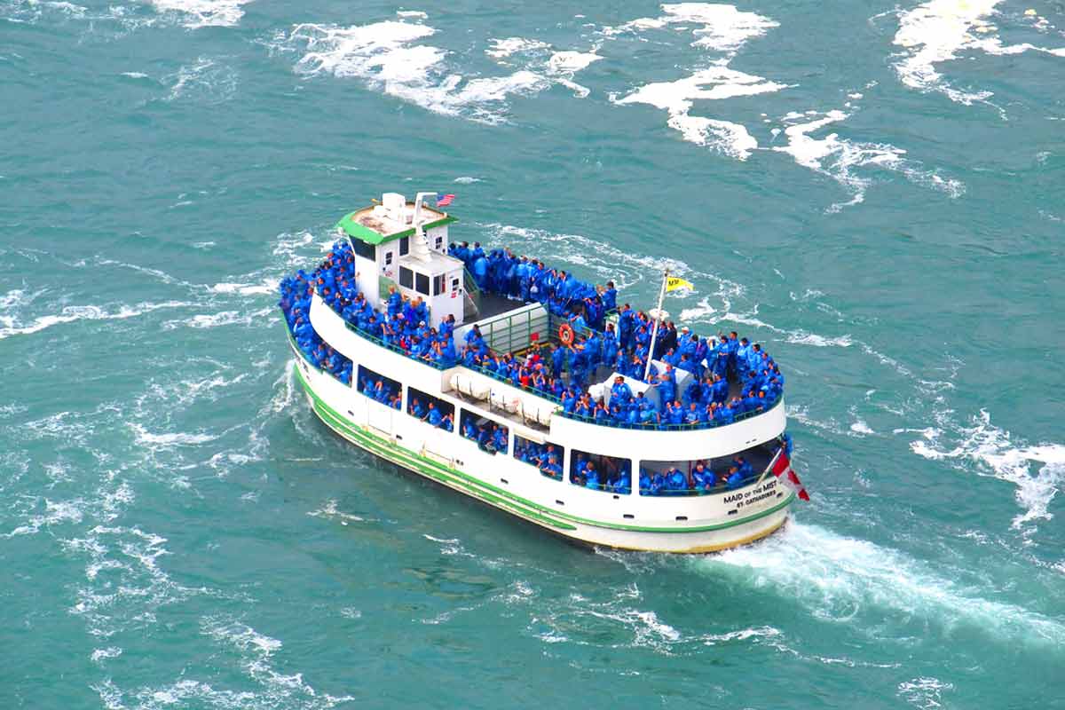 Maid of the Mist Niagara Falls NY_