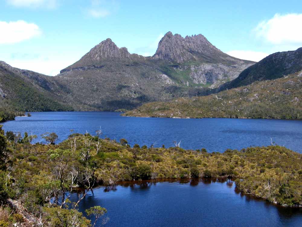 interesting facts about cradle mountain_Lombok Island